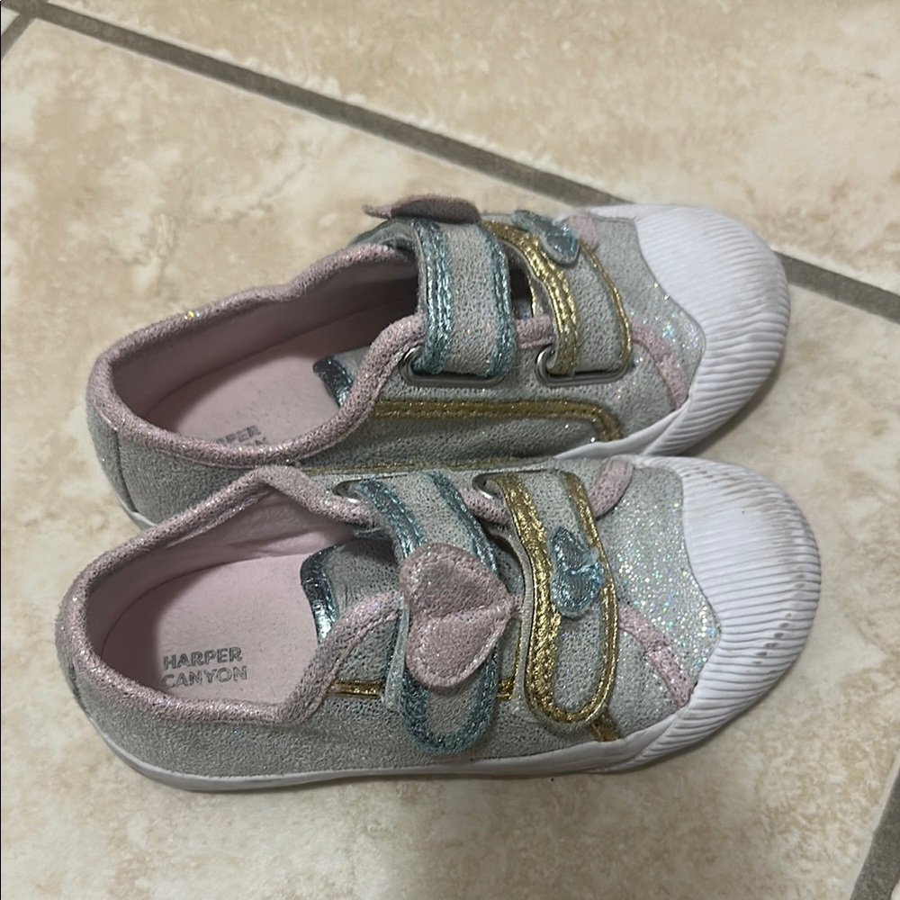 Harper Canyon size 9 sneakers toddler